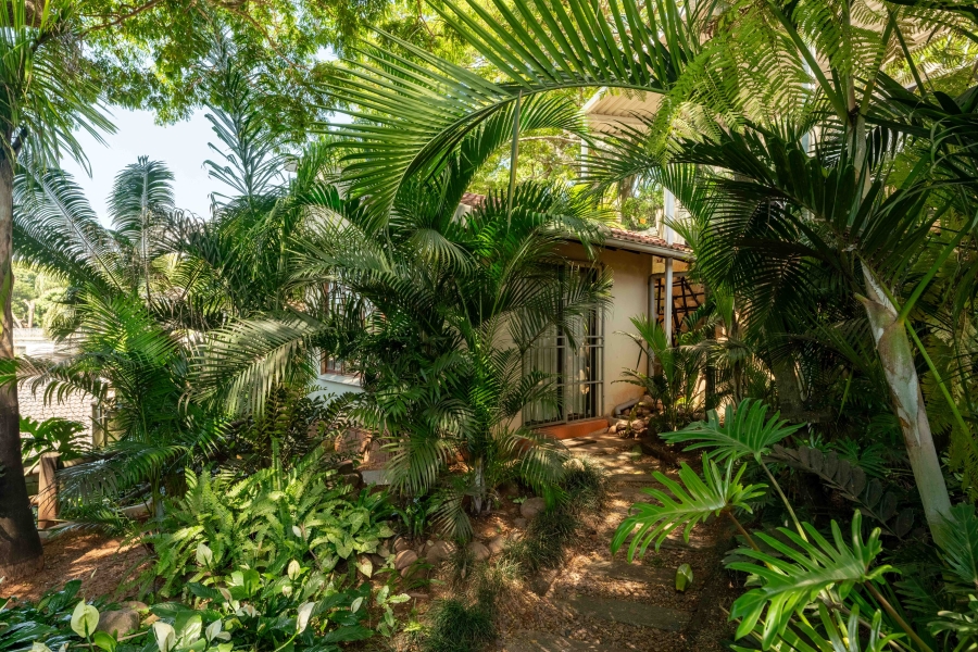 4 Bedroom Property for Sale in Amanzimtoti KwaZulu-Natal