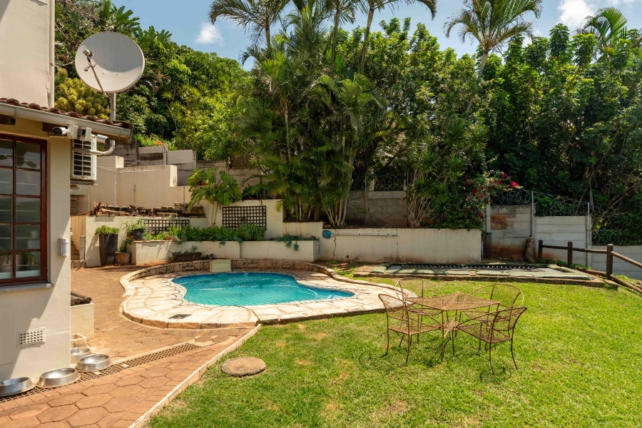 4 Bedroom Property for Sale in Amanzimtoti KwaZulu-Natal