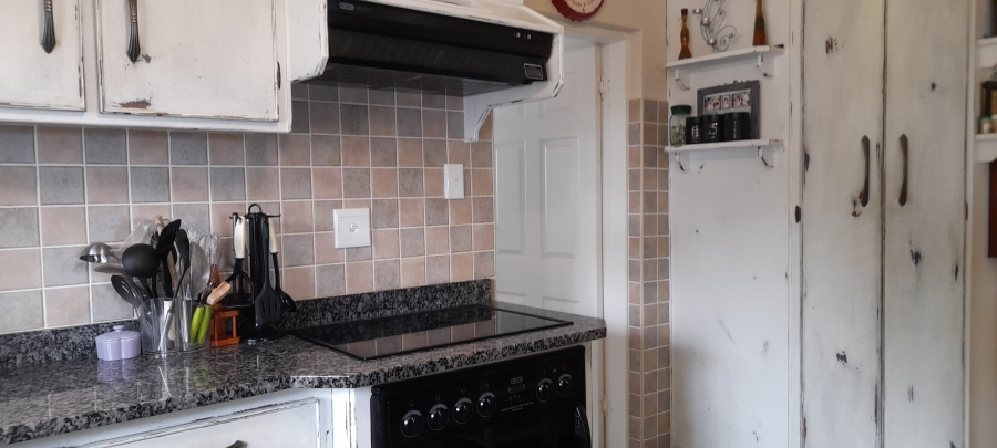 3 Bedroom Property for Sale in Uvongo KwaZulu-Natal