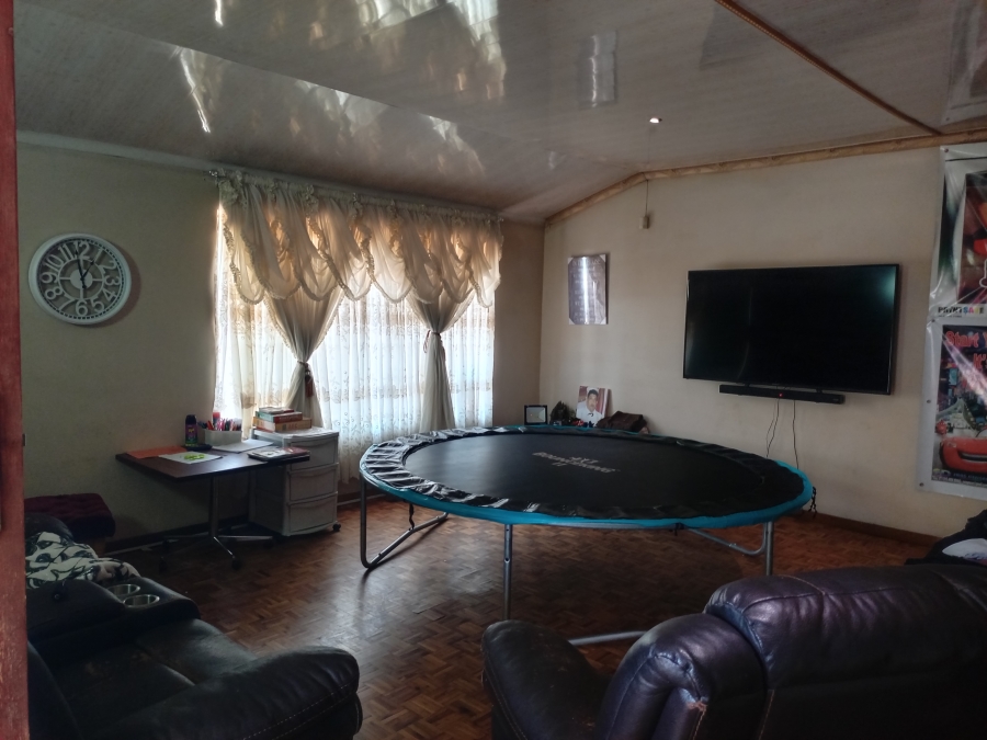 4 Bedroom Property for Sale in Newcastle KwaZulu-Natal