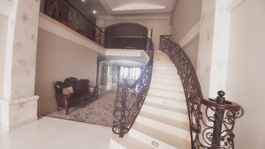 6 Bedroom Property for Sale in Bluff KwaZulu-Natal