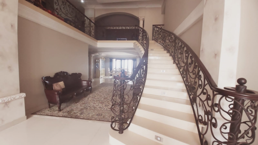 6 Bedroom Property for Sale in Bluff KwaZulu-Natal