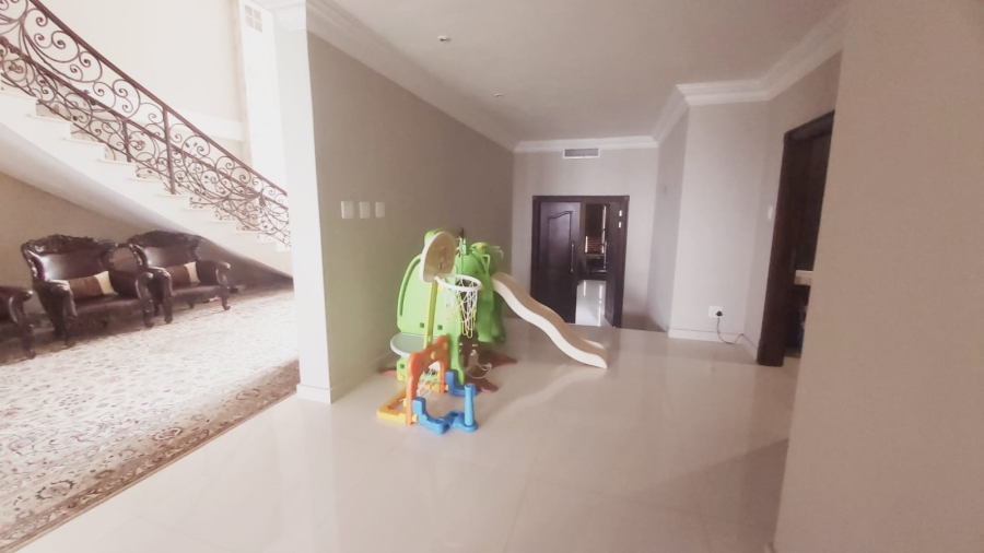 6 Bedroom Property for Sale in Bluff KwaZulu-Natal