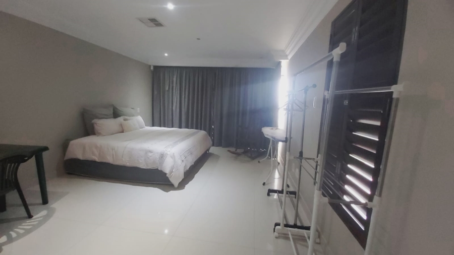 6 Bedroom Property for Sale in Bluff KwaZulu-Natal