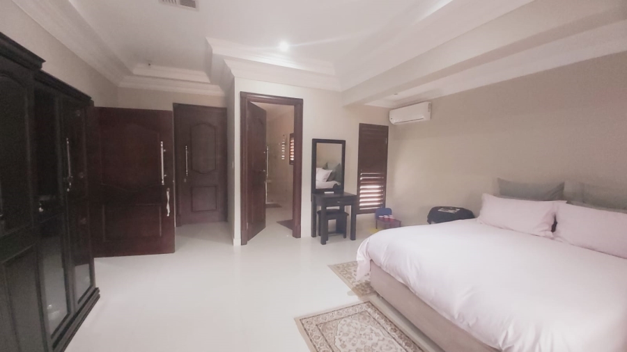 6 Bedroom Property for Sale in Bluff KwaZulu-Natal