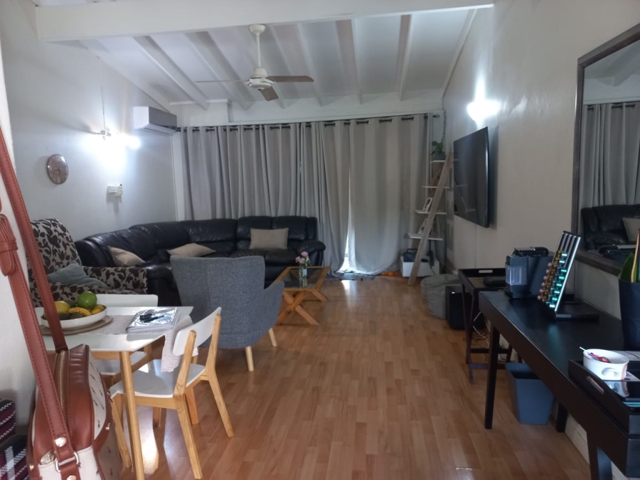 2 Bedroom Property for Sale in Meer En See KwaZulu-Natal