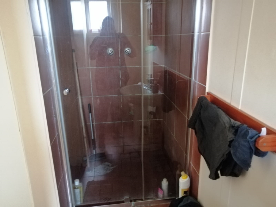 1 Bedroom Property for Sale in Glenwood KwaZulu-Natal