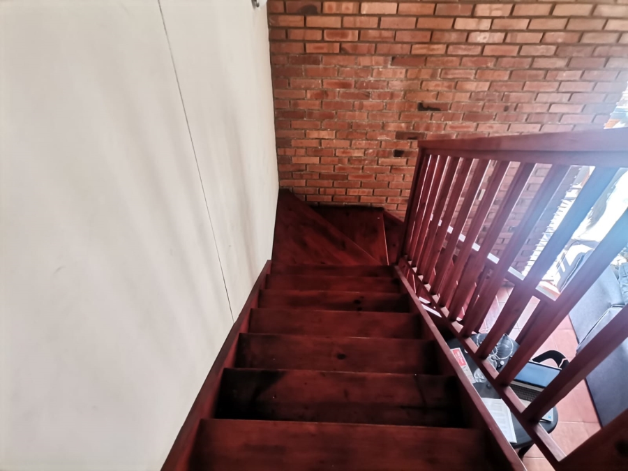 1 Bedroom Property for Sale in Glenwood KwaZulu-Natal