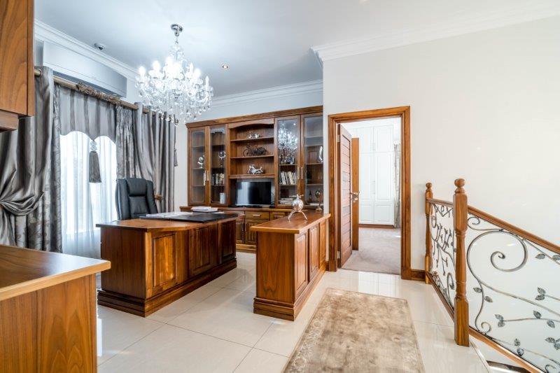 6 Bedroom Property for Sale in Kloof KwaZulu-Natal