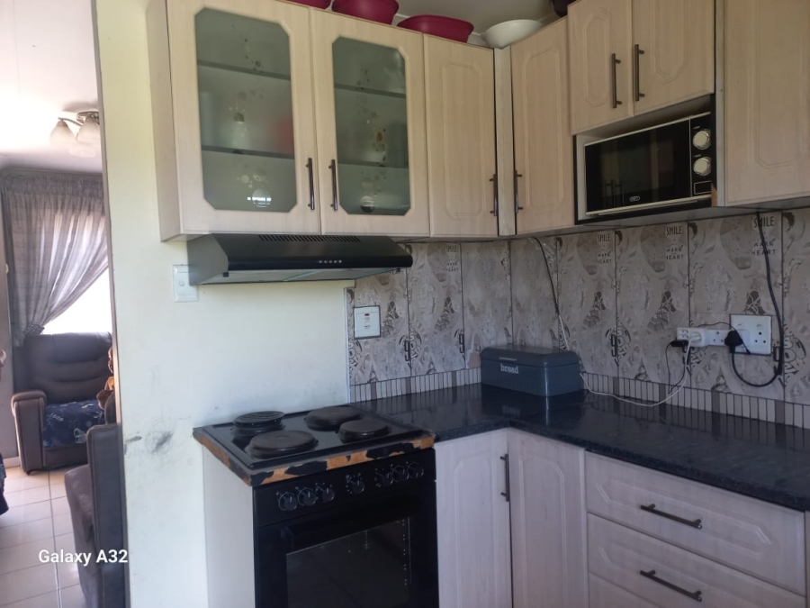 2 Bedroom Property for Sale in Ngwelezana KwaZulu-Natal