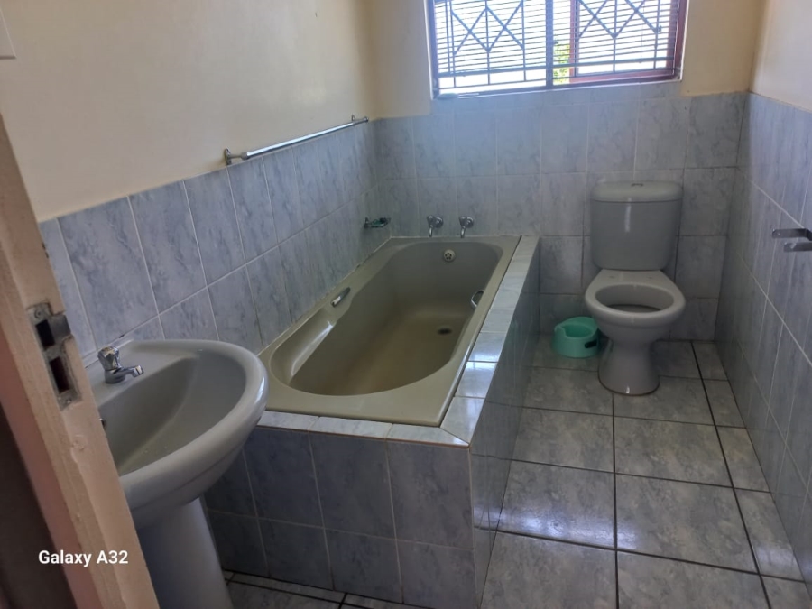 2 Bedroom Property for Sale in Ngwelezana KwaZulu-Natal