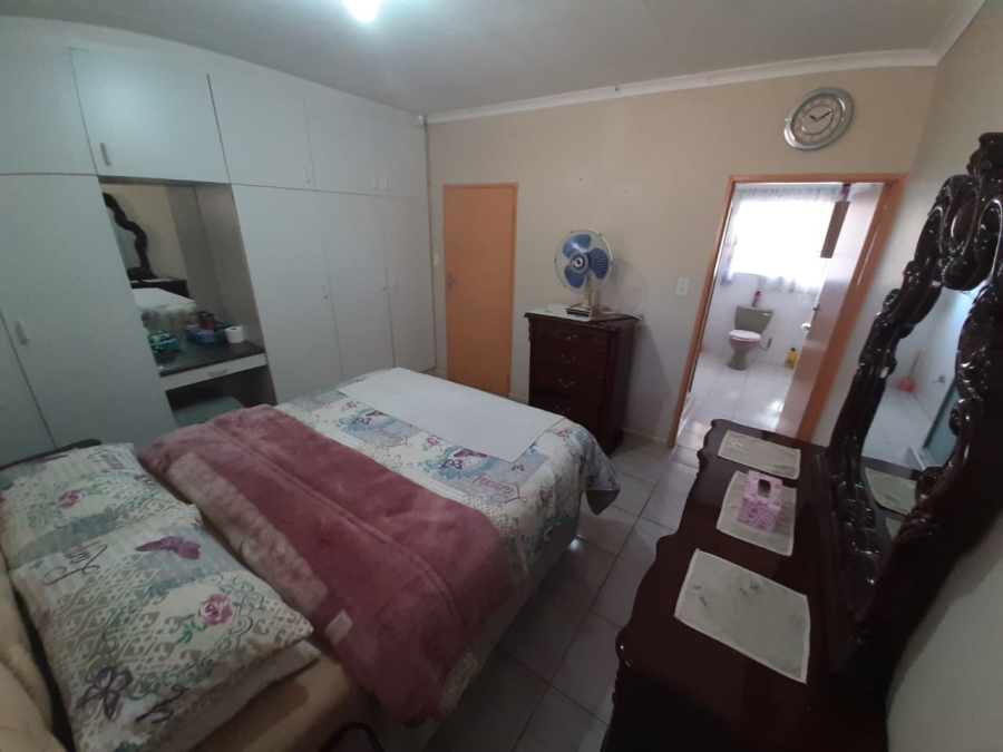 3 Bedroom Property for Sale in Lennoxton KwaZulu-Natal