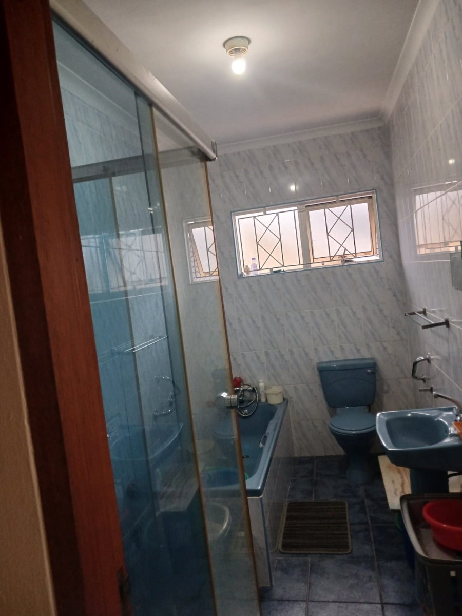 2 Bedroom Property for Sale in Dawncrest KwaZulu-Natal