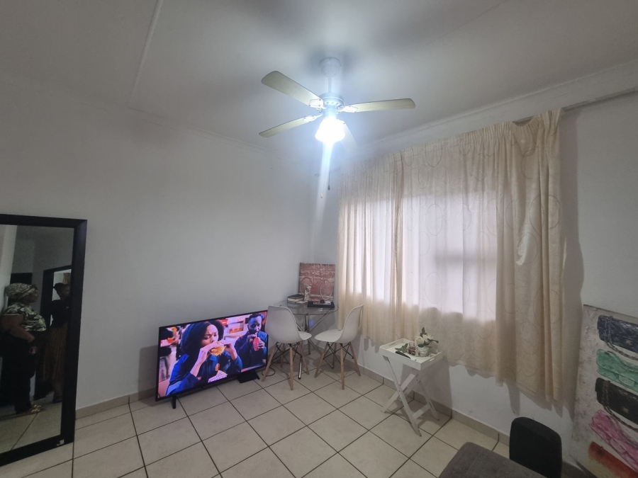 2 Bedroom Property for Sale in Richem KwaZulu-Natal