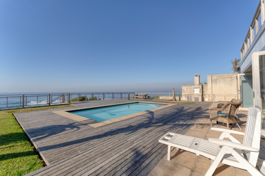 6 Bedroom Property for Sale in Tinley Manor KwaZulu-Natal