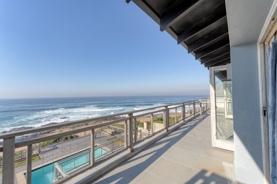 6 Bedroom Property for Sale in Tinley Manor KwaZulu-Natal