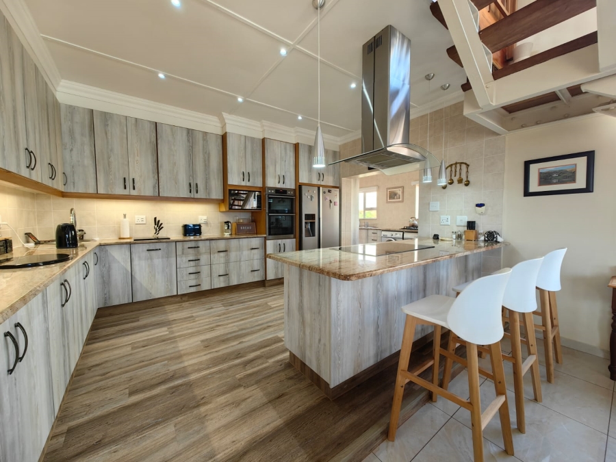 4 Bedroom Property for Sale in Kelso KwaZulu-Natal