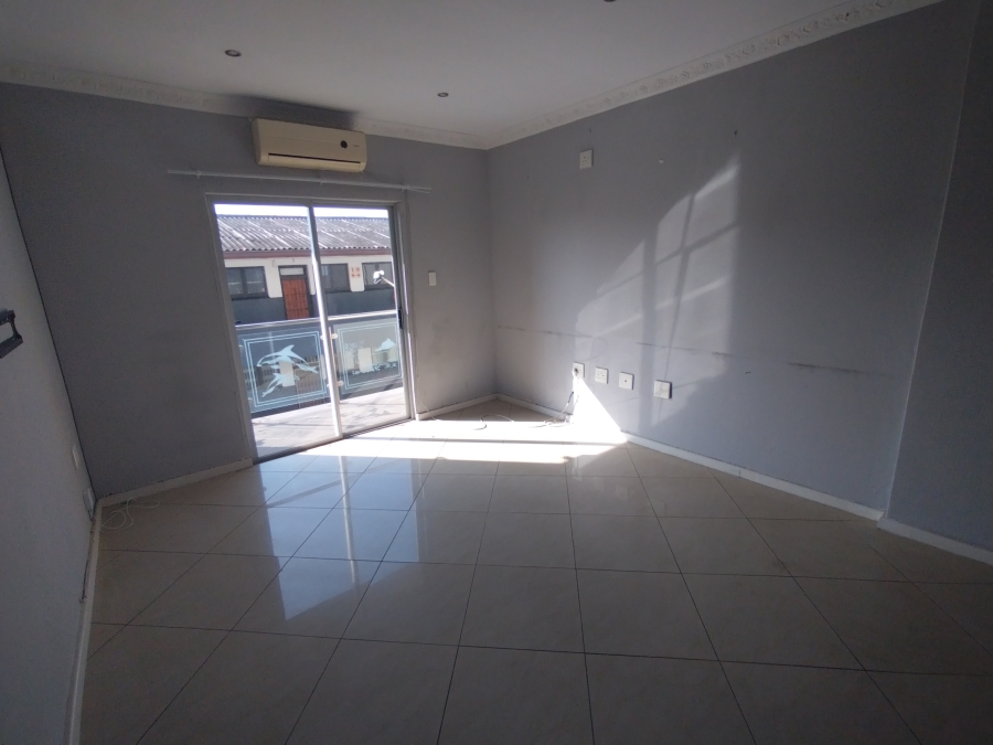 2 Bedroom Property for Sale in Morningside KwaZulu-Natal
