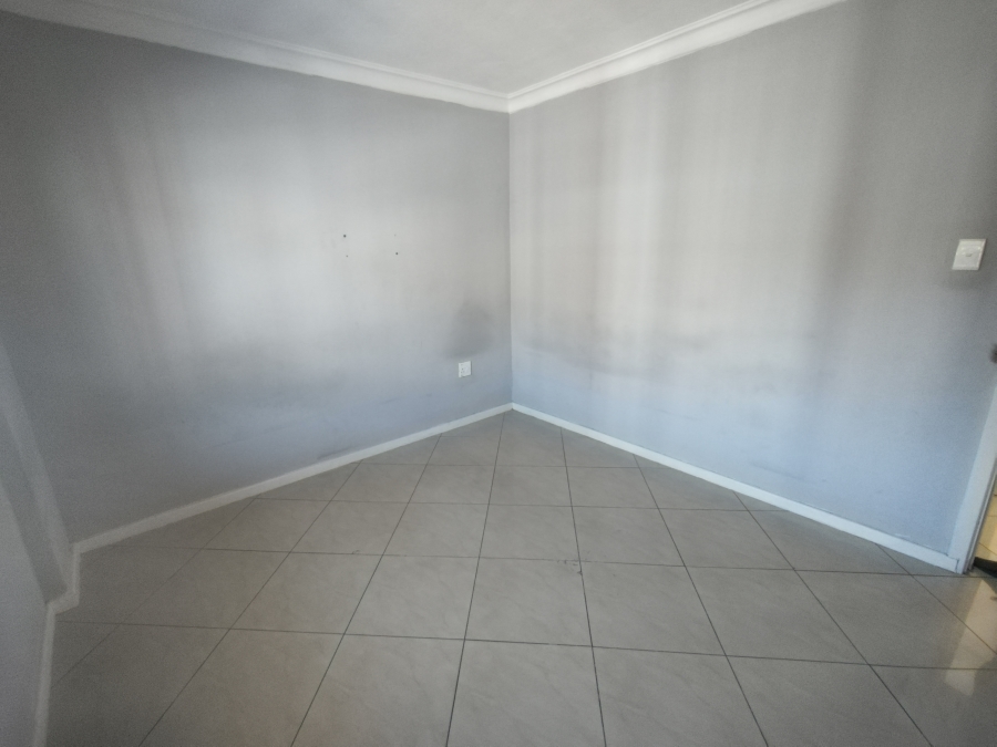 2 Bedroom Property for Sale in Morningside KwaZulu-Natal