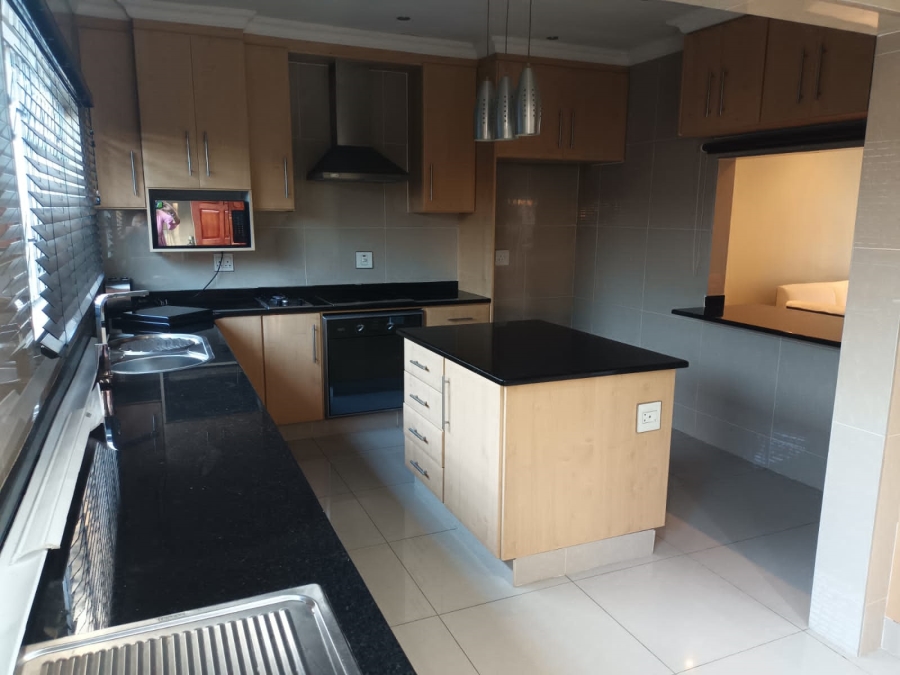 3 Bedroom Property for Sale in Sherwood KwaZulu-Natal
