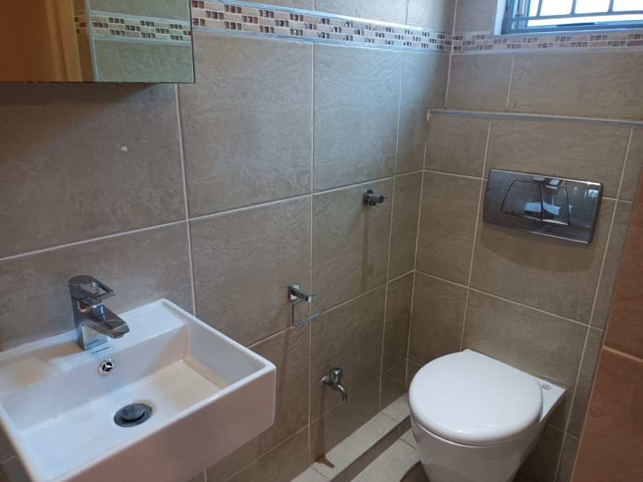 3 Bedroom Property for Sale in Sherwood KwaZulu-Natal