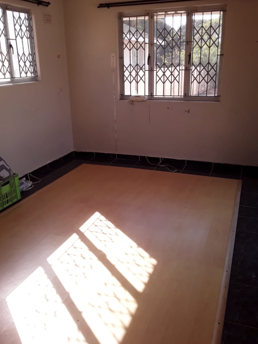 3 Bedroom Property for Sale in Sherwood KwaZulu-Natal