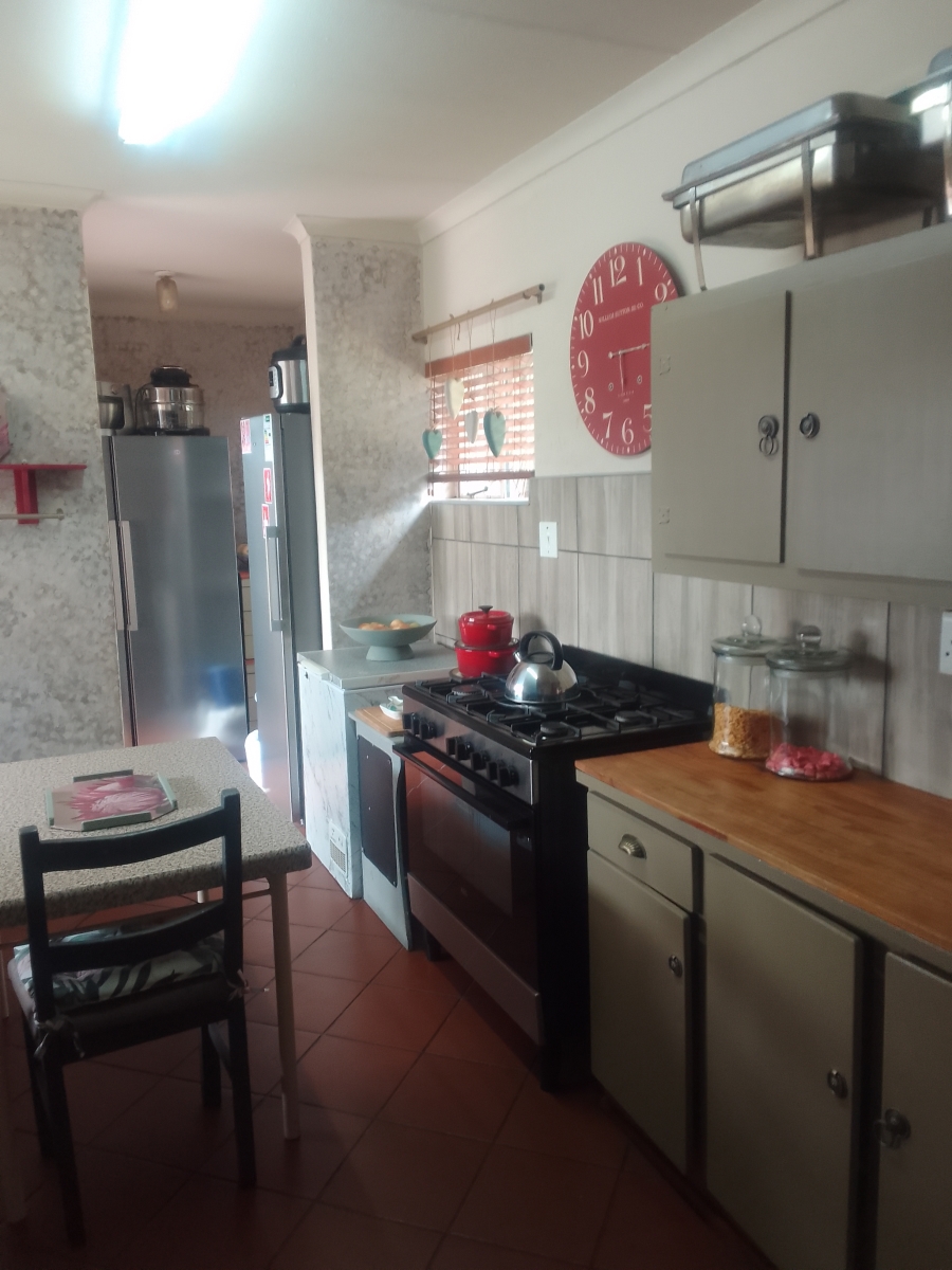 3 Bedroom Property for Sale in Sunnyridge KwaZulu-Natal