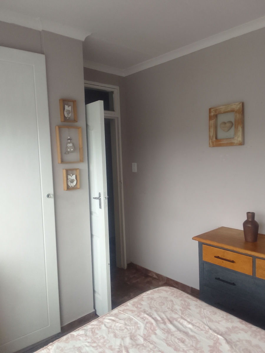 3 Bedroom Property for Sale in Sunnyridge KwaZulu-Natal