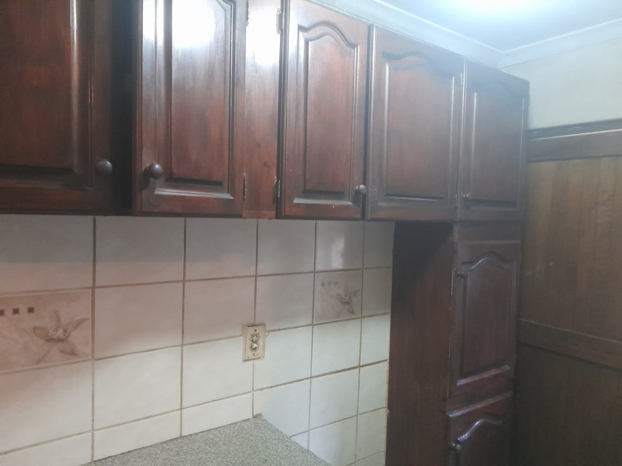2 Bedroom Property for Sale in Umlazi W KwaZulu-Natal