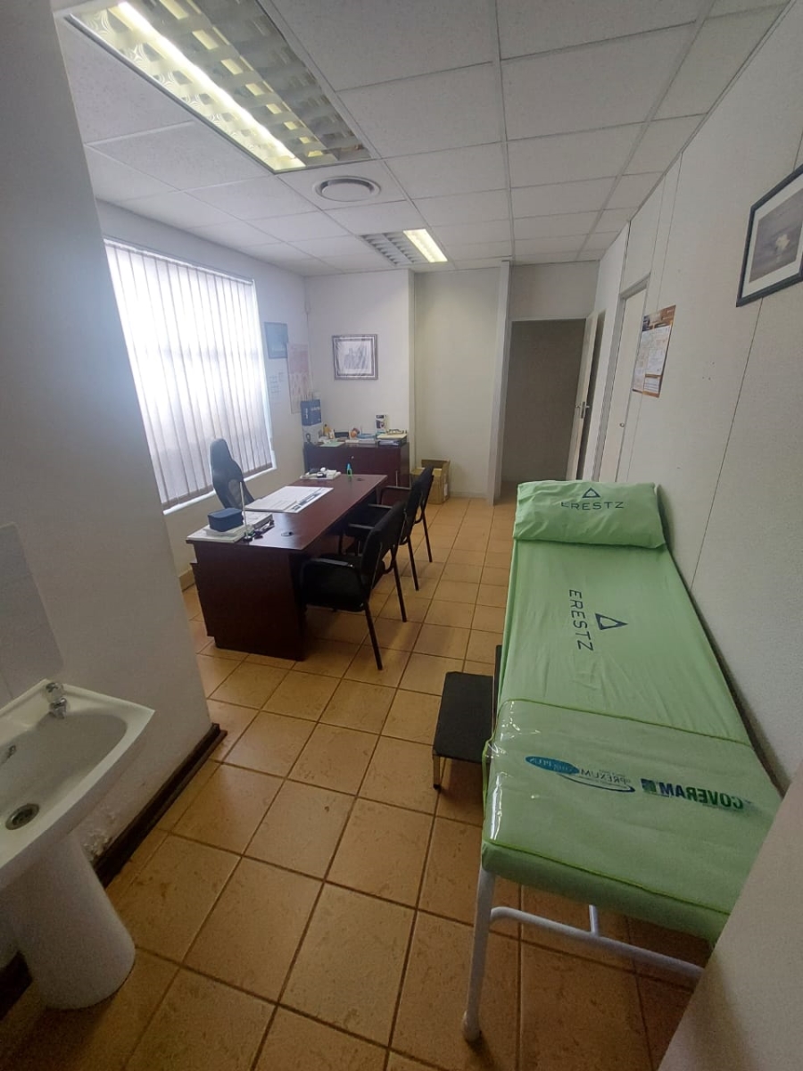 To Let commercial Property for Rent in Empangeni Central KwaZulu-Natal