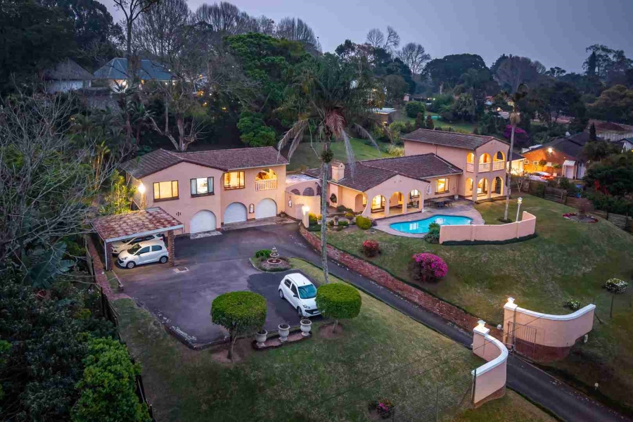 4 Bedroom Property for Sale in Kloof KwaZulu-Natal