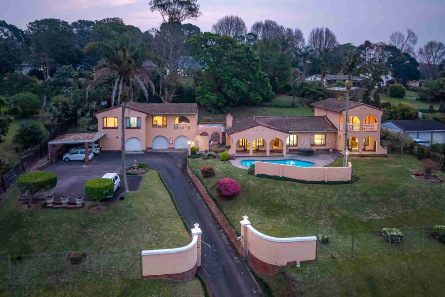 4 Bedroom Property for Sale in Kloof KwaZulu-Natal
