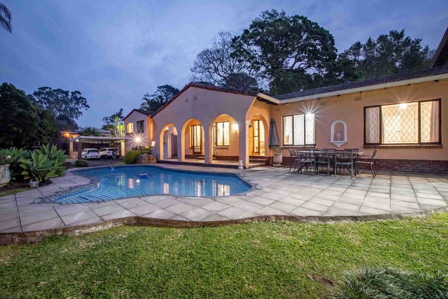 4 Bedroom Property for Sale in Kloof KwaZulu-Natal