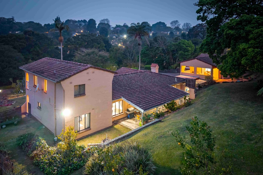 4 Bedroom Property for Sale in Kloof KwaZulu-Natal
