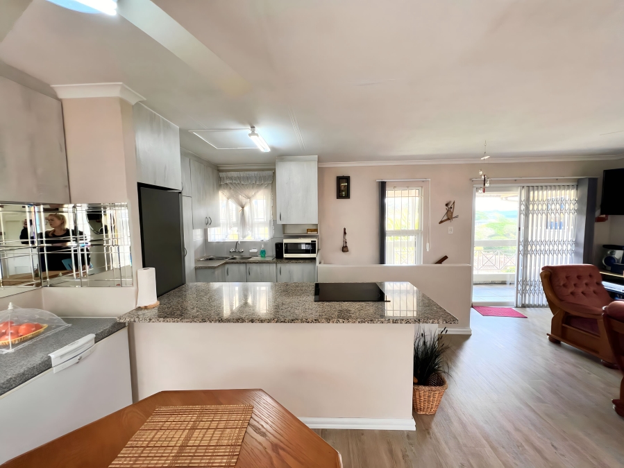 2 Bedroom Property for Sale in Sunningdale KwaZulu-Natal