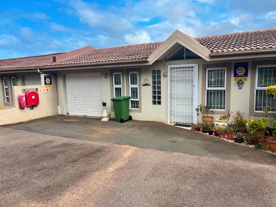 2 Bedroom Property for Sale in Sunningdale KwaZulu-Natal