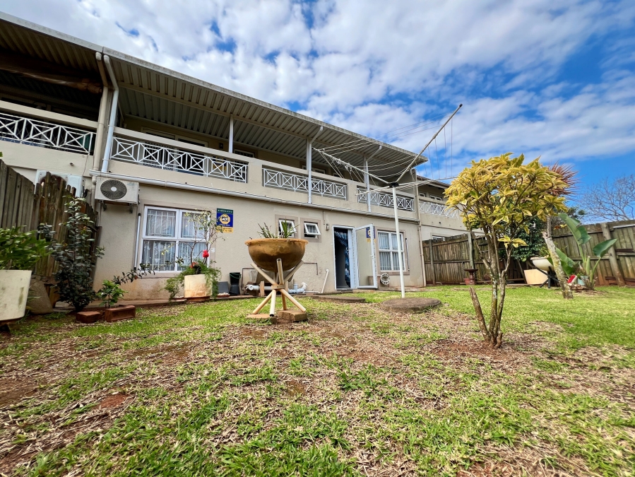 2 Bedroom Property for Sale in Sunningdale KwaZulu-Natal