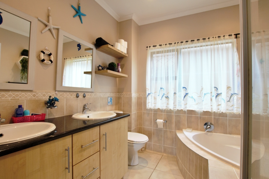 3 Bedroom Property for Sale in Mtwalume KwaZulu-Natal