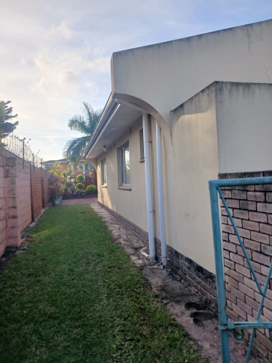 4 Bedroom Property for Sale in Mithanagar KwaZulu-Natal