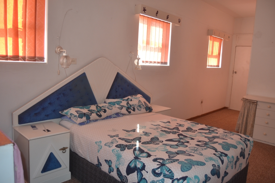 2 Bedroom Property for Sale in Scottburgh Central KwaZulu-Natal