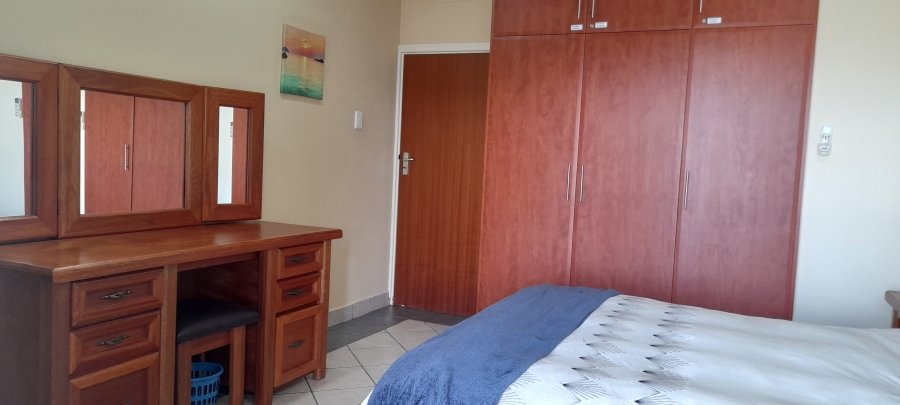 2 Bedroom Property for Sale in Uvongo Beach KwaZulu-Natal