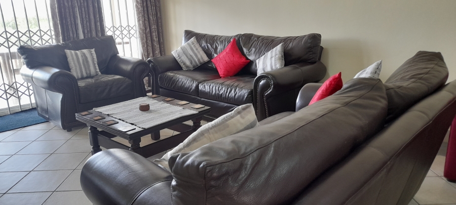 2 Bedroom Property for Sale in Uvongo Beach KwaZulu-Natal