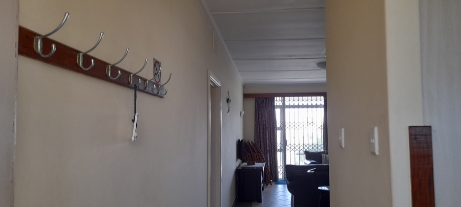 2 Bedroom Property for Sale in Uvongo Beach KwaZulu-Natal