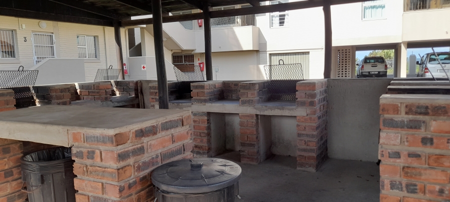 2 Bedroom Property for Sale in Uvongo Beach KwaZulu-Natal