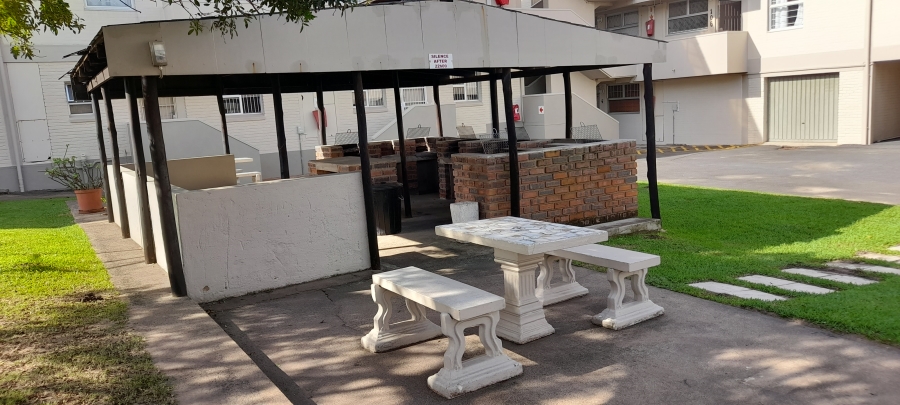 2 Bedroom Property for Sale in Uvongo Beach KwaZulu-Natal