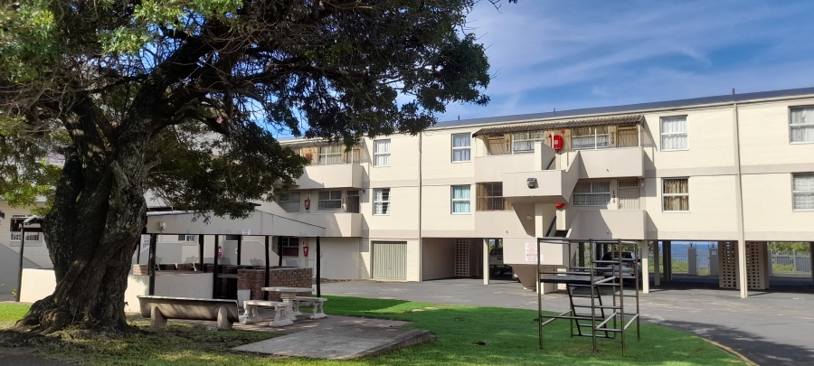 2 Bedroom Property for Sale in Uvongo Beach KwaZulu-Natal