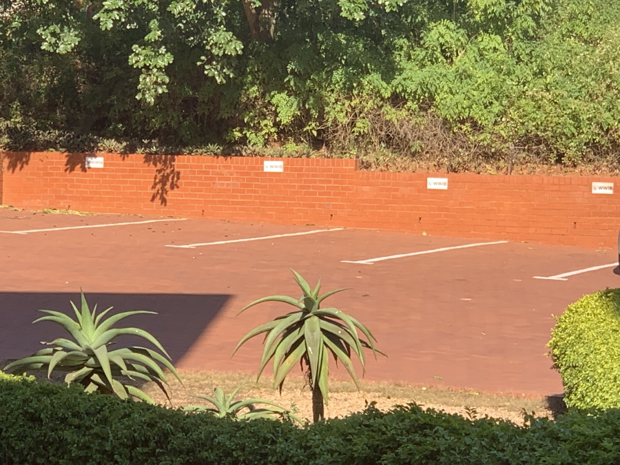 To Let Commercial Property for Rent in La Lucia KwaZulu-Natal