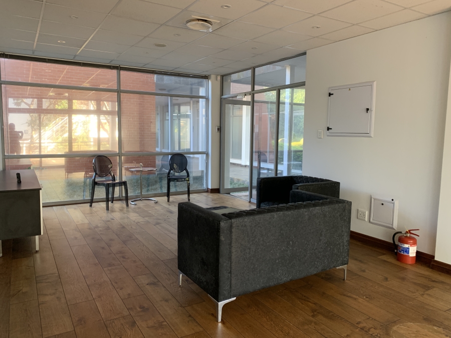 To Let Commercial Property for Rent in La Lucia KwaZulu-Natal