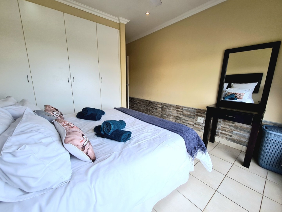 To Let 2 Bedroom Property for Rent in Shakas Rock KwaZulu-Natal