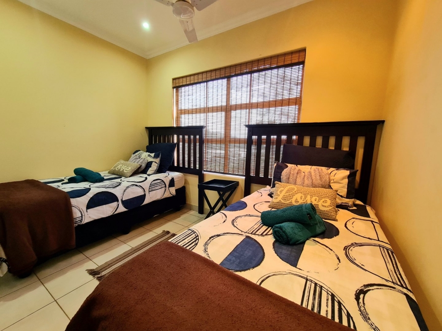 To Let 2 Bedroom Property for Rent in Shakas Rock KwaZulu-Natal
